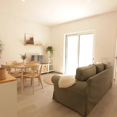 2-bdr & Terrace, *